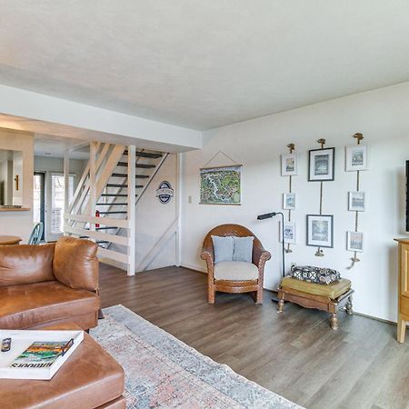 Lakefront Moneta Home With Community Boat Dock! Buitenkant foto