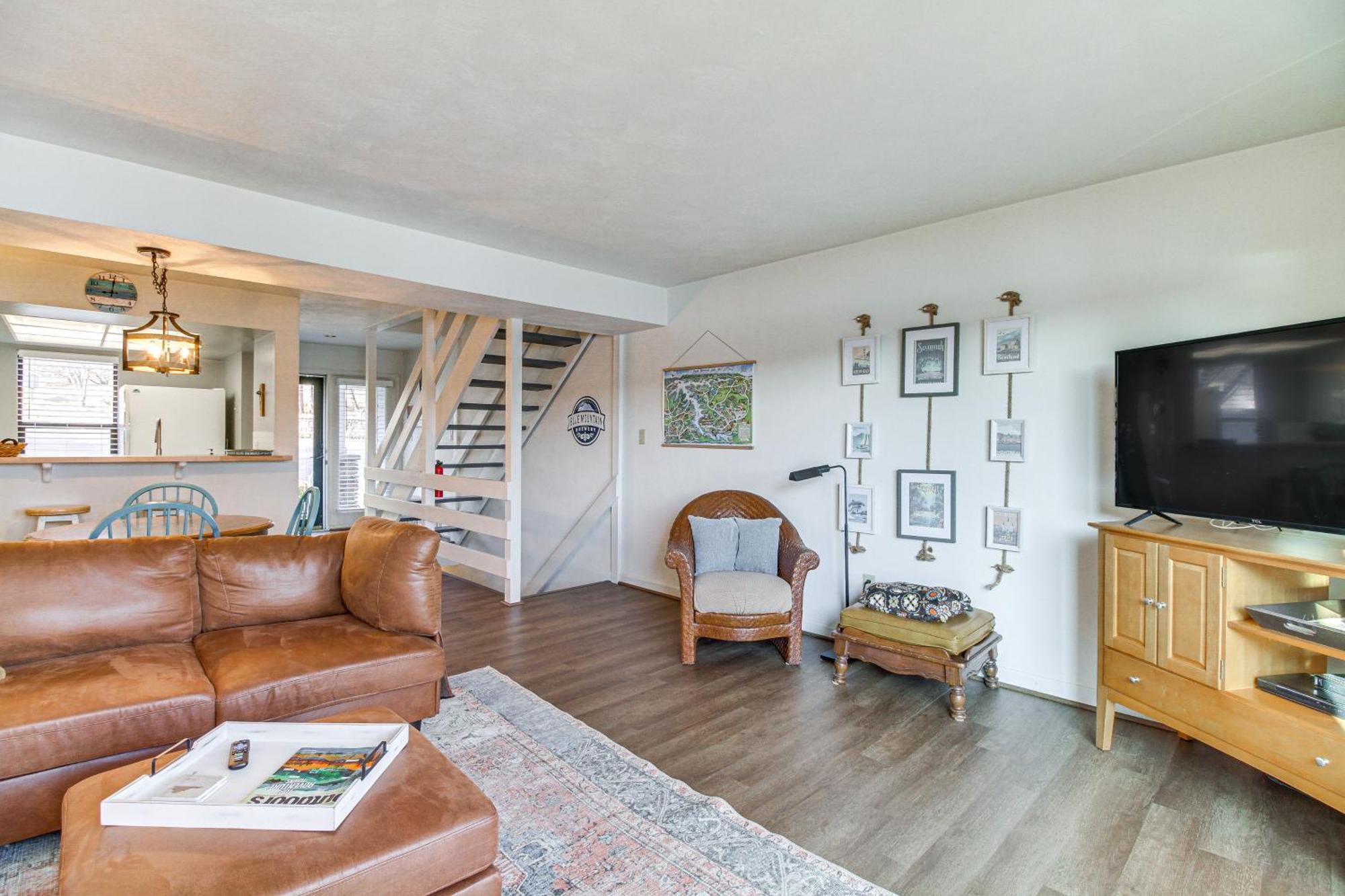 Lakefront Moneta Home With Community Boat Dock! Buitenkant foto